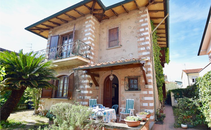 Gorgeous home in Viareggio with WiFi 1