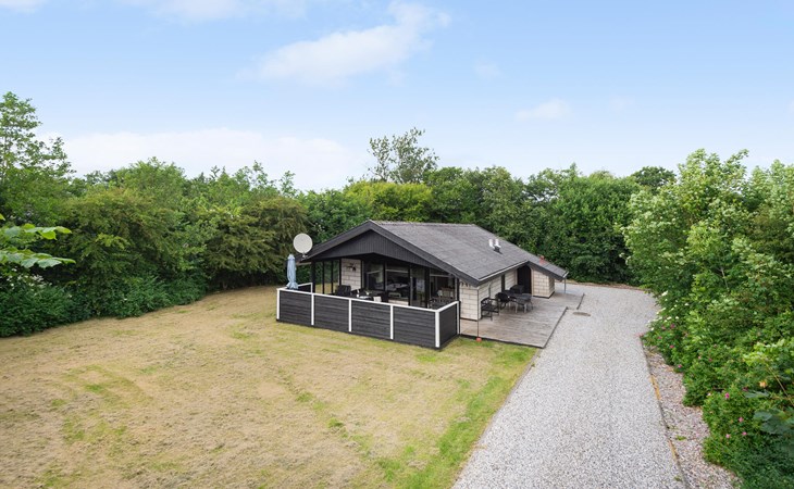 Lovely home in Hemmet with sauna 1