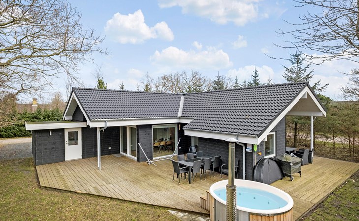 Lovely home in Hadsund with kitchen 1
