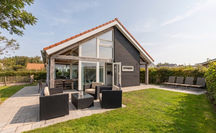 Zonnedorp 18 Duinhuis Renesse | Relaxed beach holiday for the whole family 1