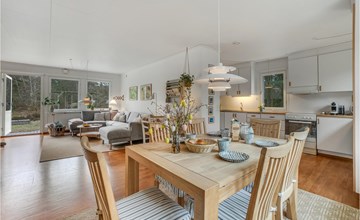 Awesome home in Nexø with WiFi 3