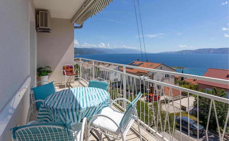 Awesome apartment in Novi Vinodolski 1