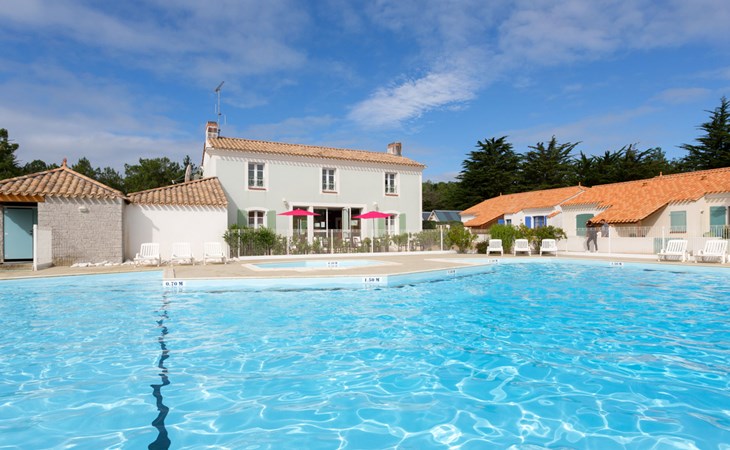 Les Mas de St. Hilaire (SHR300) 1