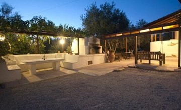 Villa Castello vier bis fünf Personen 3