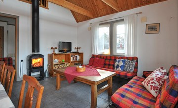 3 bedroom pet friendly home in Tived 3