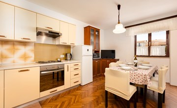 3 bedroom cozy apartment in Malinska 3