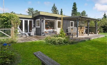 2 bedroom gorgeous home in Vig 2