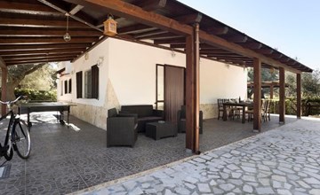 in Carovigno mit Privatem Pool 3