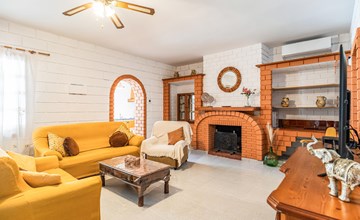 Nice home in Alhaurin de la Torre 3