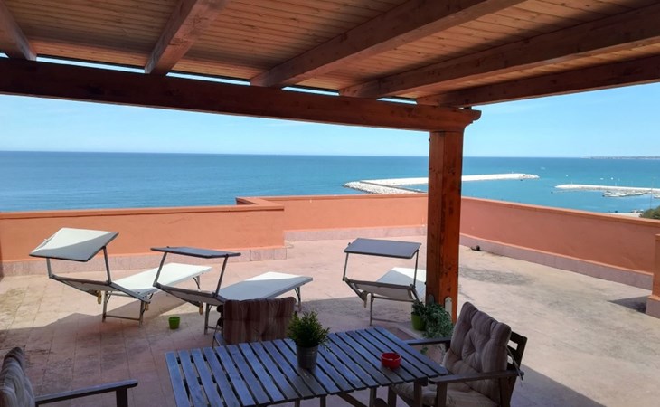 Giusy Penthouse mit Terrasse 1