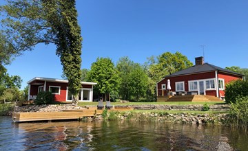 mit Garten und Holzterrasse am See 2