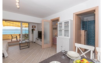 Beautiful apartment in Brodarica 3