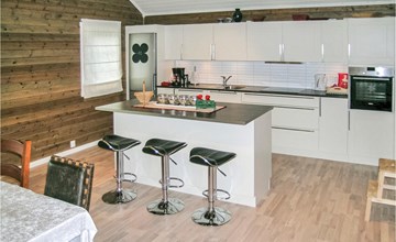 Nice home in Straumgjerde with WiFi 3