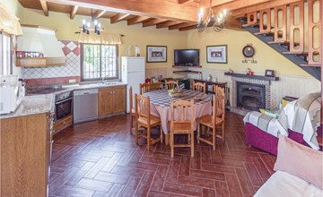 Pet friendly home in Periana 3