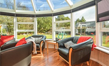 Nice home in Blåvand with kitchen 3