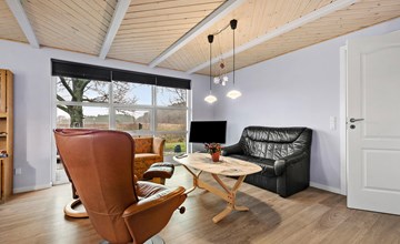 2 bedroom beautiful home in Hovborg 3