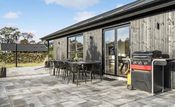 Lovely home in Skjern with WiFi 2
