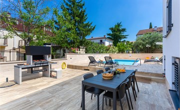 2 bedroom lovely apartment in Malinska 2