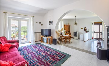 2 bedroom cozy apartment in Grado 3