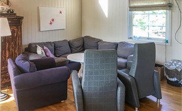 Stunning home in Skjeberg 2