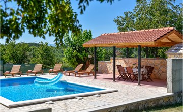 3 bedroom cozy home in Hrvace 3