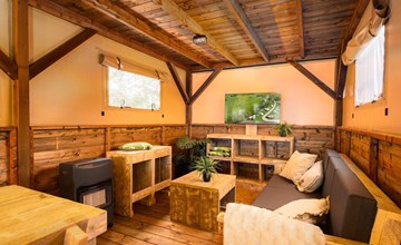 Baumhaus mit Whirlpool | 6 Pers.  2