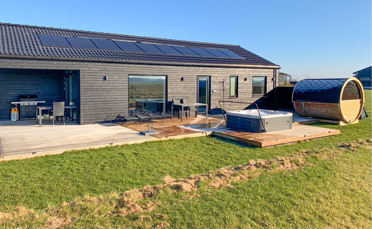 Nice home in Grenaa with kitchen 1
