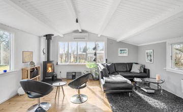 Nice home in Jægerspris with kitchen 3
