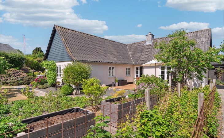 3 bedroom nice home in Frederiksværk 1