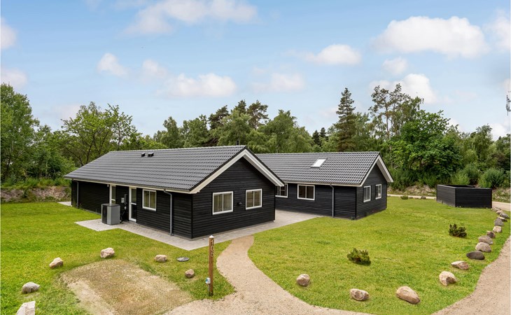 Stunning home in Væggerløse with sauna 1