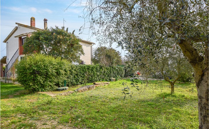 Nice apartment in Magliano in Toscana 1