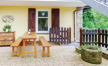 Awesome apartment in Freiberg with WiFi 2
