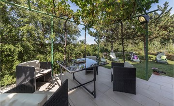 Nice apartment in Labin 2