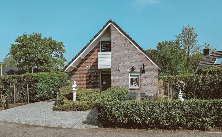 Six-person Bungalow Schipbeek with indoor sauna 1