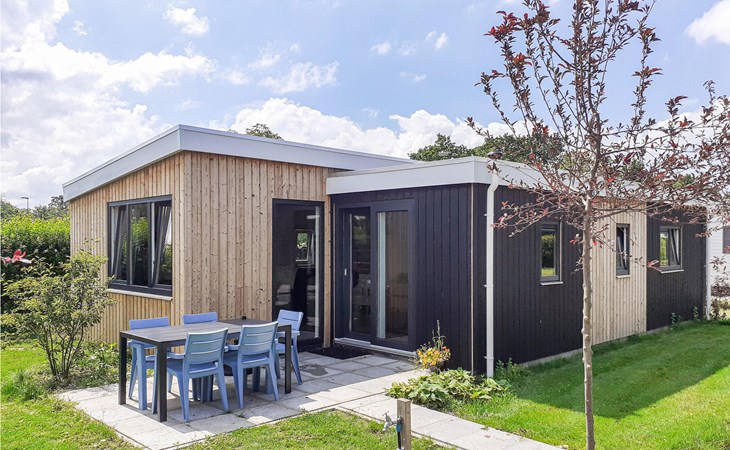 3 bedroom nice home in Heinkenszand 1
