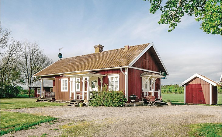 2 bedroom cozy home in Lyrestad 1