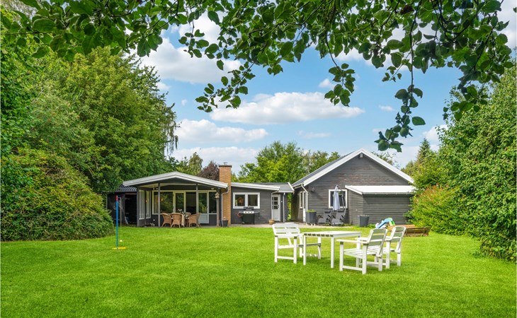 2 bedroom stunning home in Jægerspris 1