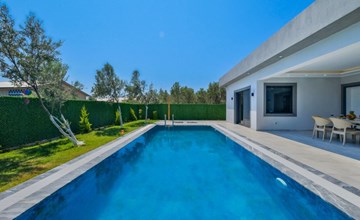 Villa in der Natur 2