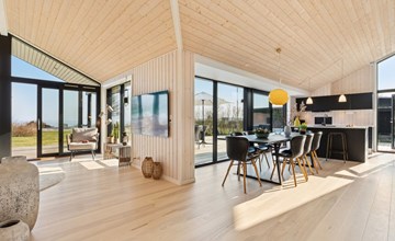 "Viveke" - 10m from the sea 3