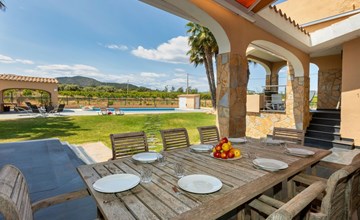 Finca Villa Roig 2