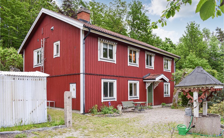 Awesome home in Asarum with WiFi 1