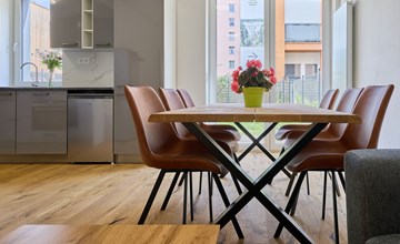 Trendy Mountain Terrace Retreat 2