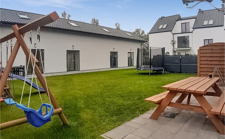 Amazing home in Grzybowo with kitchen 1