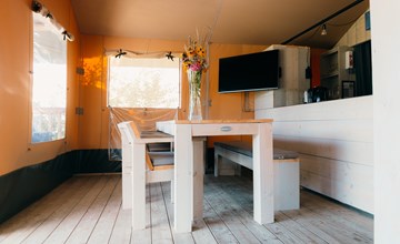Safari cottage for six people 2