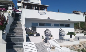 1 bedroom stunning apartment in Klek 2