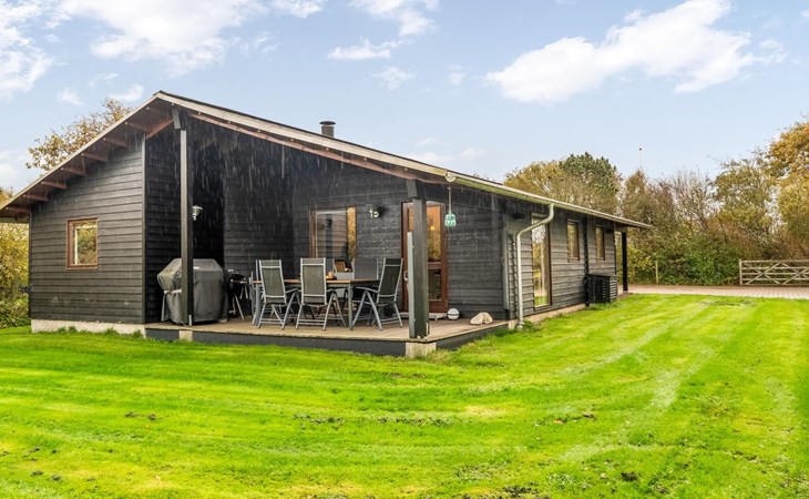 "Jaane" - 250m to the fjord 1