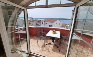 Wohnung mit Balkon, tolle Lage 2