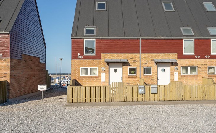 "Line" - 10 meter van de zee in Djursland en Mols 1