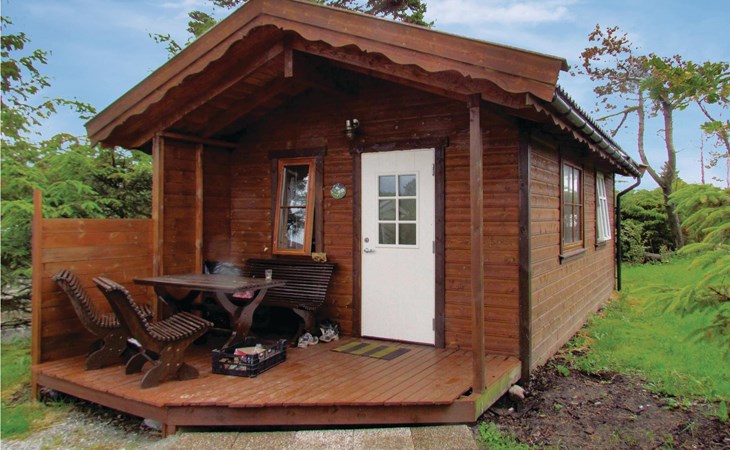 Cozy home in Kleppe with house sea view 1