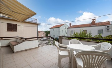 2 bedroom cozy apartment in Jadranovo 2